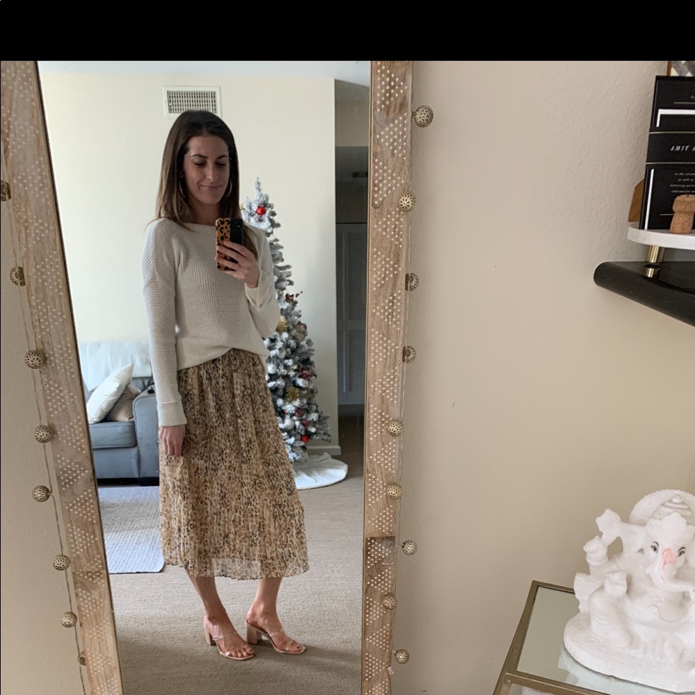 Size XS, perfect condition, only worn once.